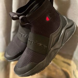 Champion Women’s Rally Sneaker